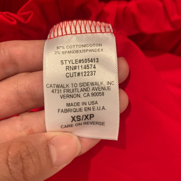 Red off the shoulder blouse - Picture 4 of 4